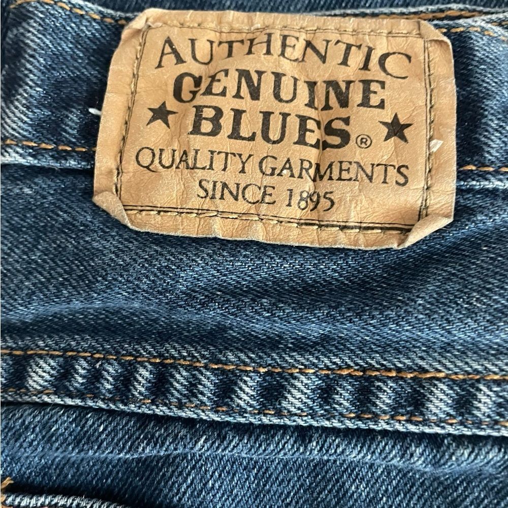 ‎GENUINE BLUES JEAN SHORTS